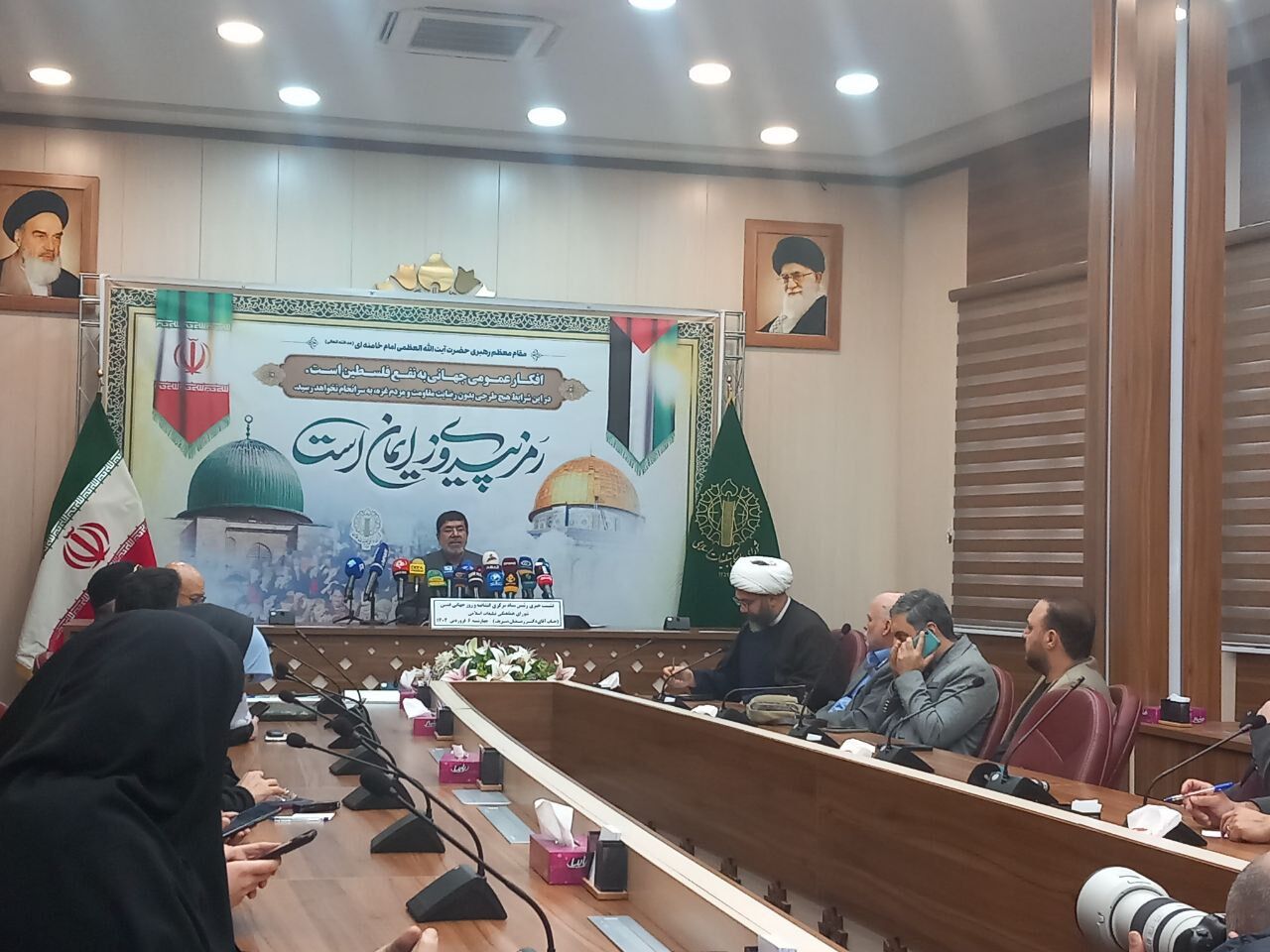 راهپیمایی جهانی قدس در ۹۰۰ شهر: قالیباف با سخنرانی پرچم‌دار تهران می‌شود!