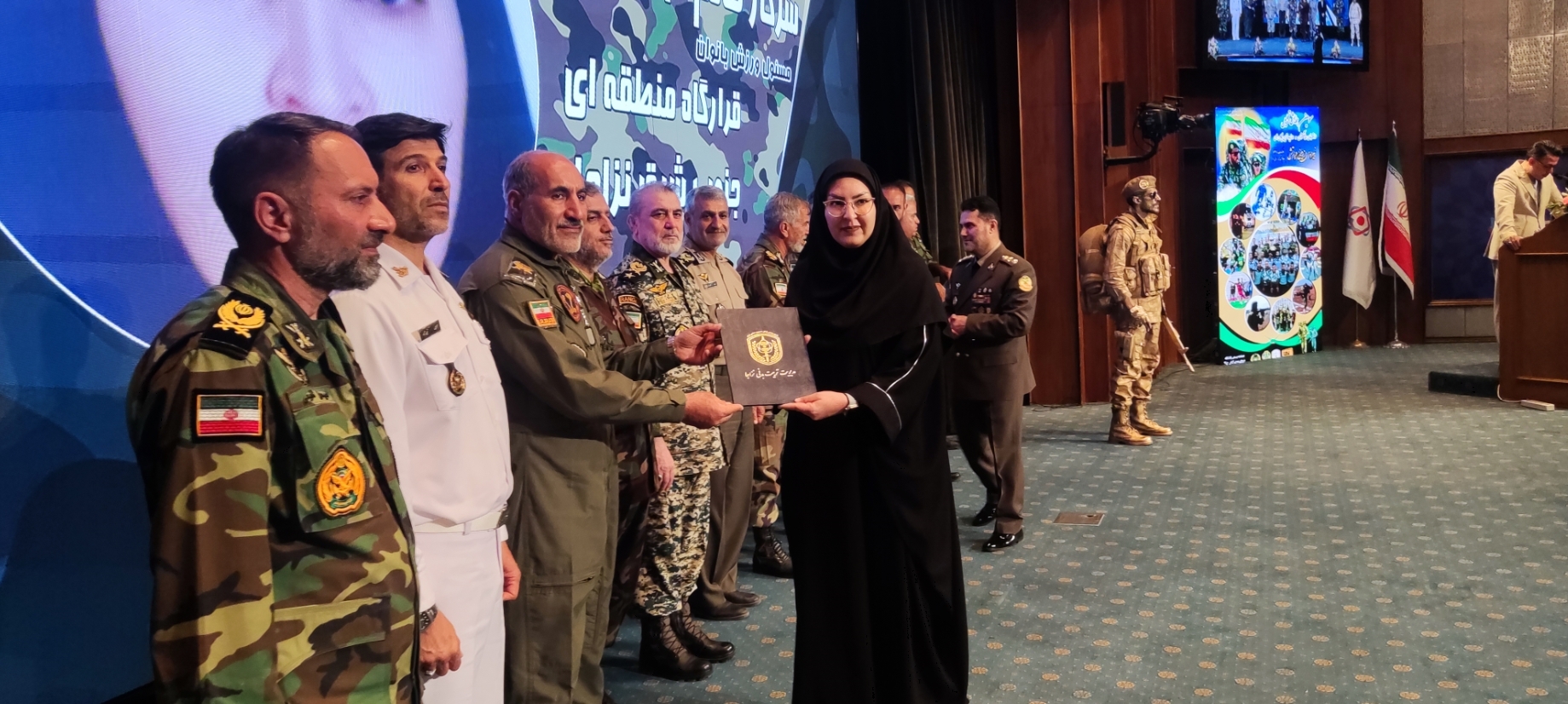 افتخارآفرینی در میدان: همایش بزرگ تقدیر از قهرمانان و پیشکسوتان یگان‌های مدال‌آور نیروی زمینی ارتش!