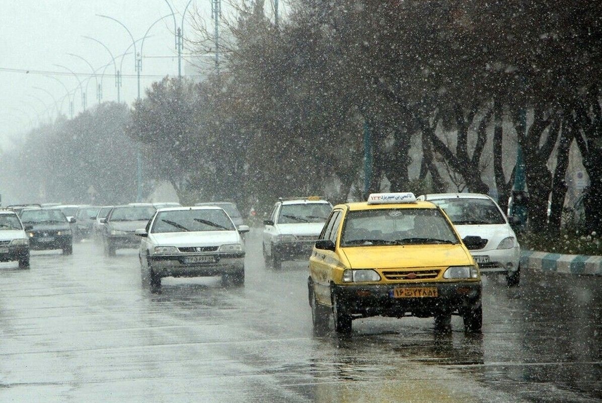 بارش‌های سیل‌آسا در ۱۱ استان کشور: هشدارها و خطرات پیش‌رو!