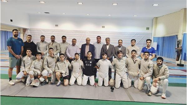 دبیرکل کمیته ملی المپیک در بازدید جنجالی از تمرینات تیم ملی شمشیربازی: علی‌نژاد: آماده‌ی هرگونه حمایت هستیم!