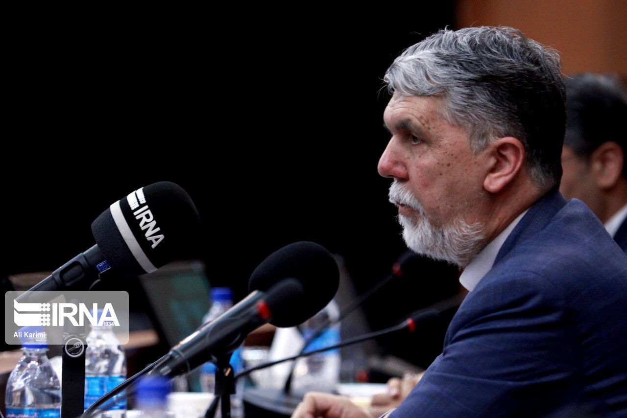 هویت ایرانی اسلامی: پیوندی ناگسستنی و غیاب شورای پاسداشت زبان فارسی