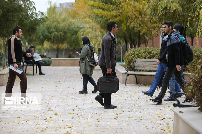 در دنیای پرشتاب امروز، انسان‌ها به دقت در جستجوی هویت خود غرق شده‌اند!