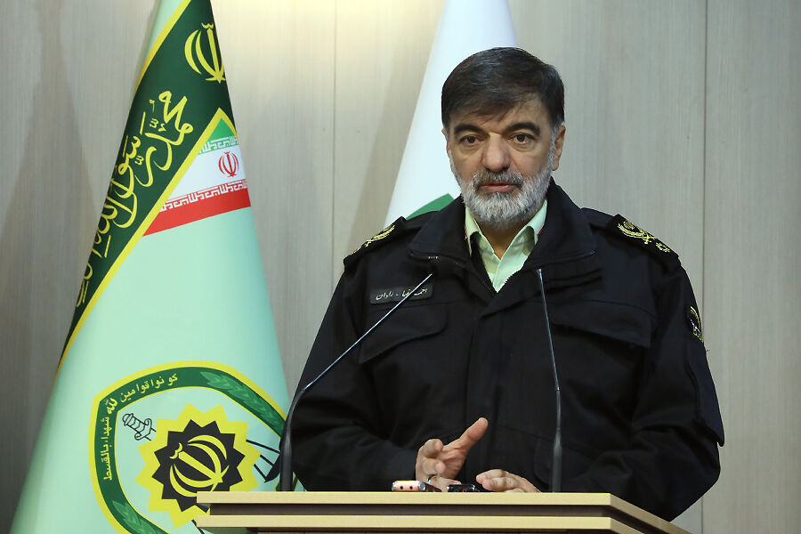 «نقش حیاتی فرهنگیان در شکل‌دهی به جامعه‌ای امن: انقلاب فرهنگی در دست معلمان»