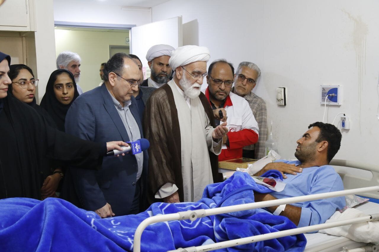 اعزام نماینده ویژه رهبر معظم انقلاب به هرمزگان: دلجویی از حادثه‌دیدگان بندر شهید رجایی در میانه بحران!
