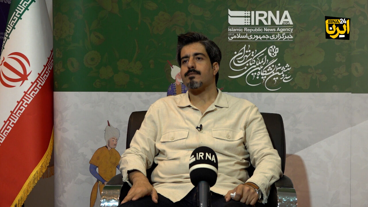 استقبال داغ از نمایشگاه: کتاب، محور اصلی دغدغه یک کارگردان!" + فیلم