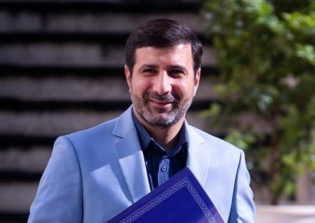 نمایشگاه کتاب تهران: جشنواره‌ای از علم و فرهنگ یا فقط تجارتی برای سودآوری؟
