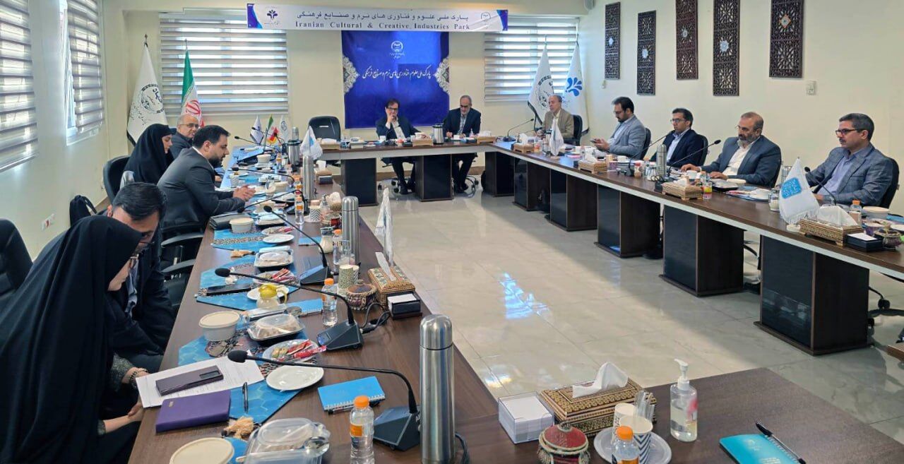 آیا ساماندهی هوش مصنوعی تحت نظر حکومت، ممکن است؟!