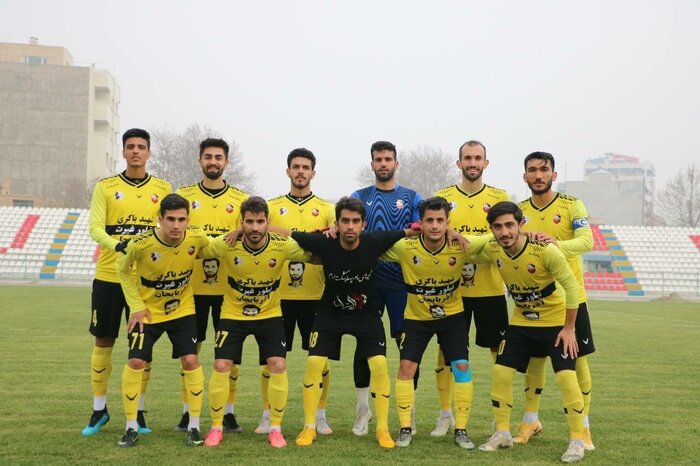فوتبال شهید قندی یزد در آستانه تاریخ‌سازی: ۲ گام حیاتی تا صعود به لیگ آزادگان!