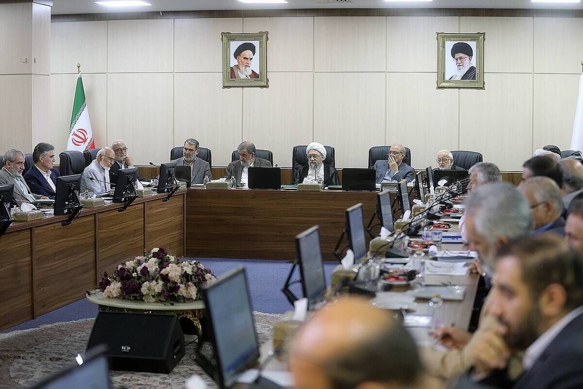 هیأت عالی نظارت مجمع: مصوبه «مالیات بر سوداگری و سفته‌بازی» در هاله‌ای از ابهام!