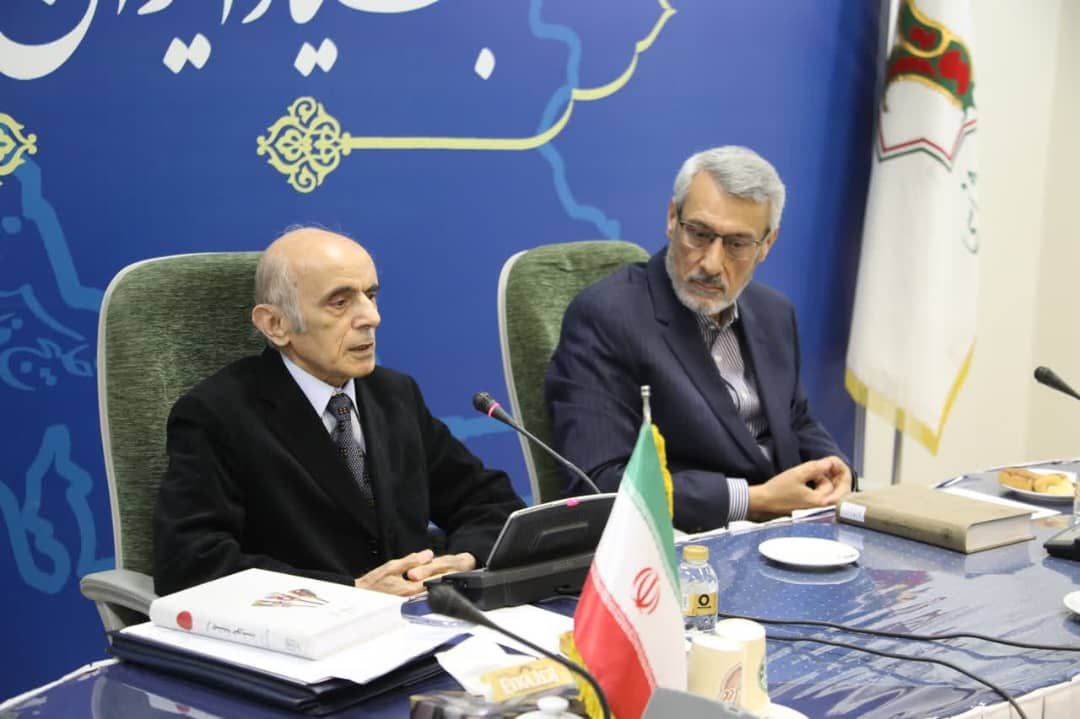 ایران‌شناسی در ژاپن: نگاهی جنجالی به تدریس زبان فارسی در دانشگاه اوساکا