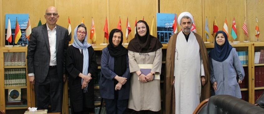 «انتقال جنجالی هزاران برگ سند ارزشمند خاندان نظام‌مافی به دانشگاه تهران»
