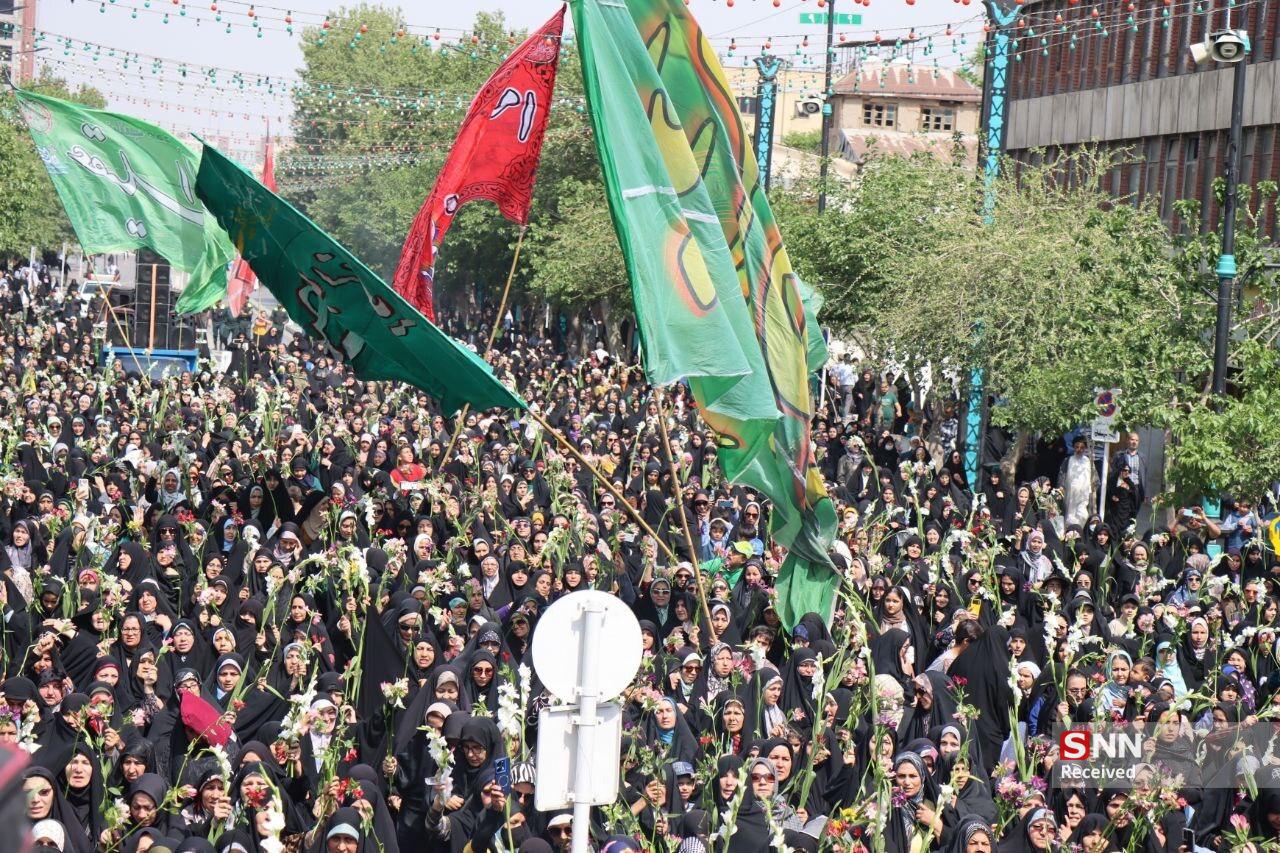 مراسم بی‌نظیر گلباران در مشهد: جشن بزرگ میلاد خواهر ارزشمند امام هشتم (ع)!
