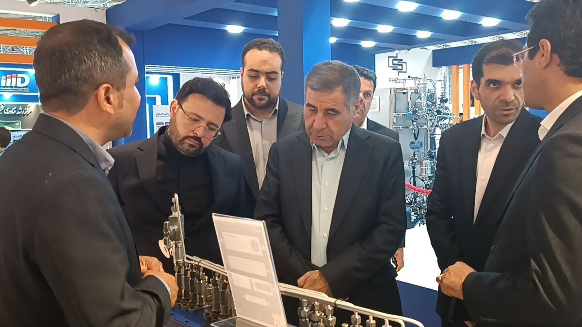 دولت با حمایت قاطع از نخبگان جوان و زنان پیشرو، آینده درخشان ایران را رقم می‌زند!