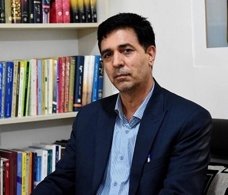 توجه ویژه به تدریس شاهنامه در مدارس: ضرورت یا انتخابی جنجالی؟