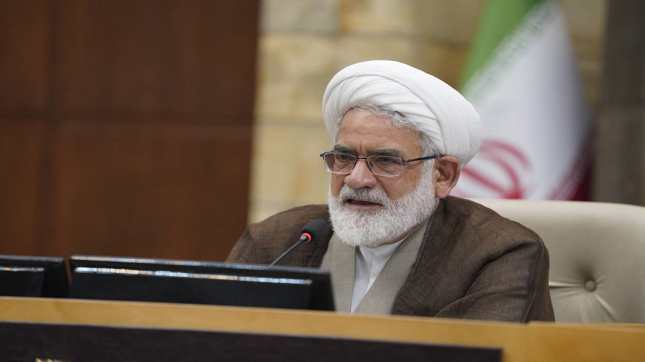 منبع اصلی فساد: عدم پایبندی به اصول اسلامی!