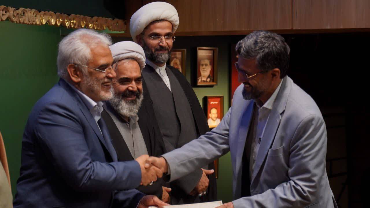«معرفی ۱۰ مدیر جنجالی گروه‌های معارف اسلامی؛ چه کسانی در صدر قرار گرفتند؟»